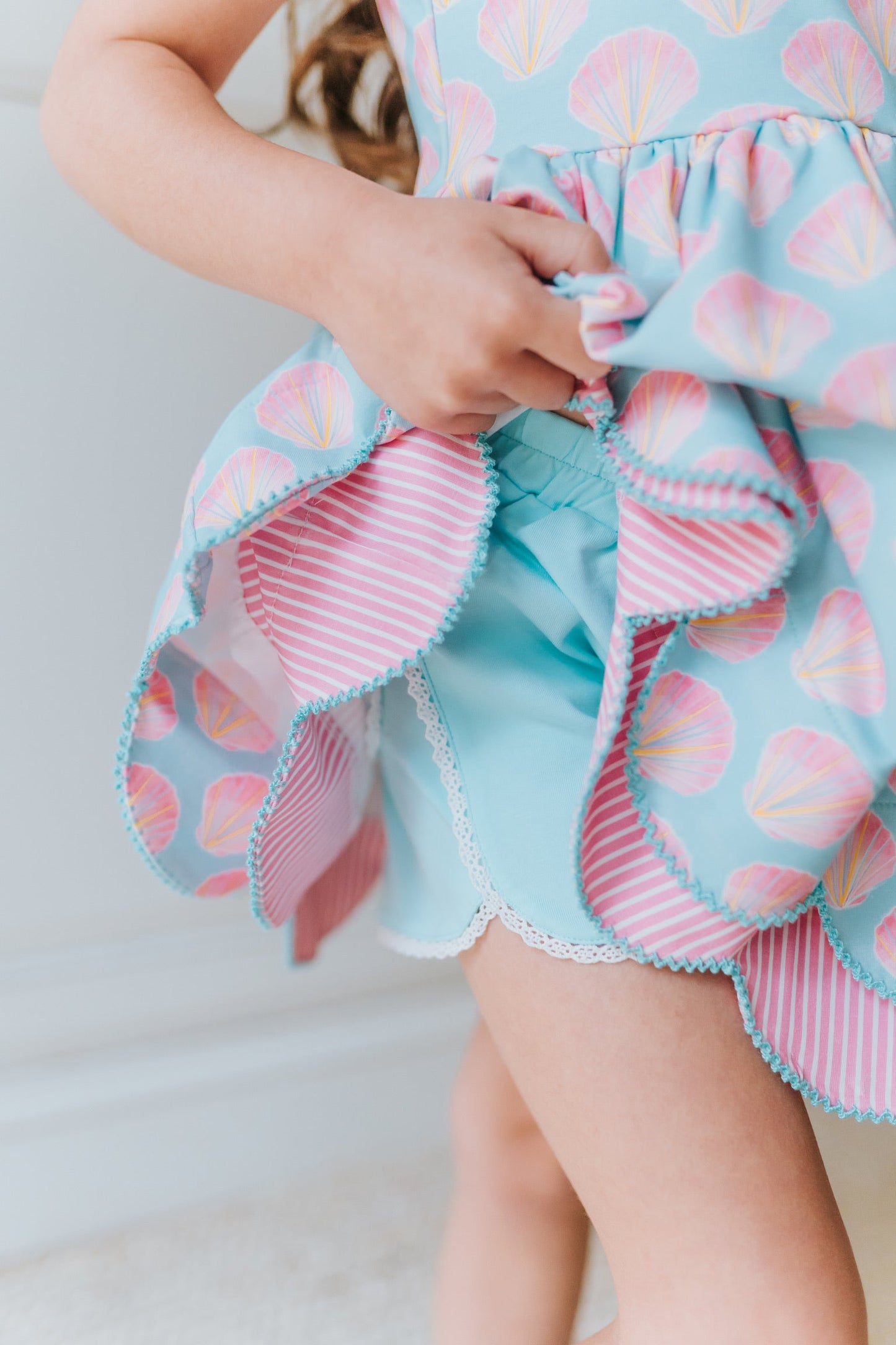 Serene Seashell Scallop Tunic Set