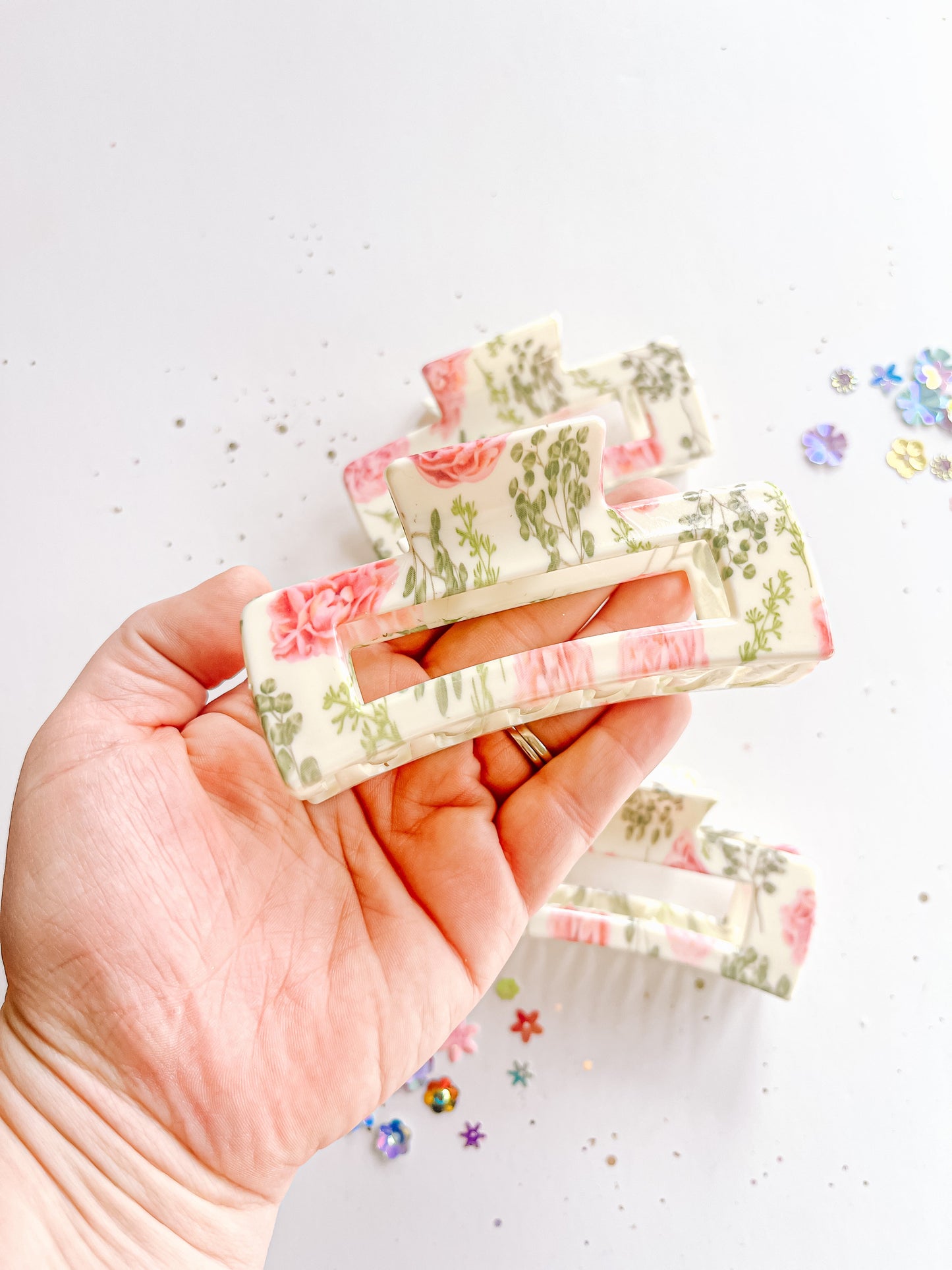 Large Roses Floral Medium Claw Clip