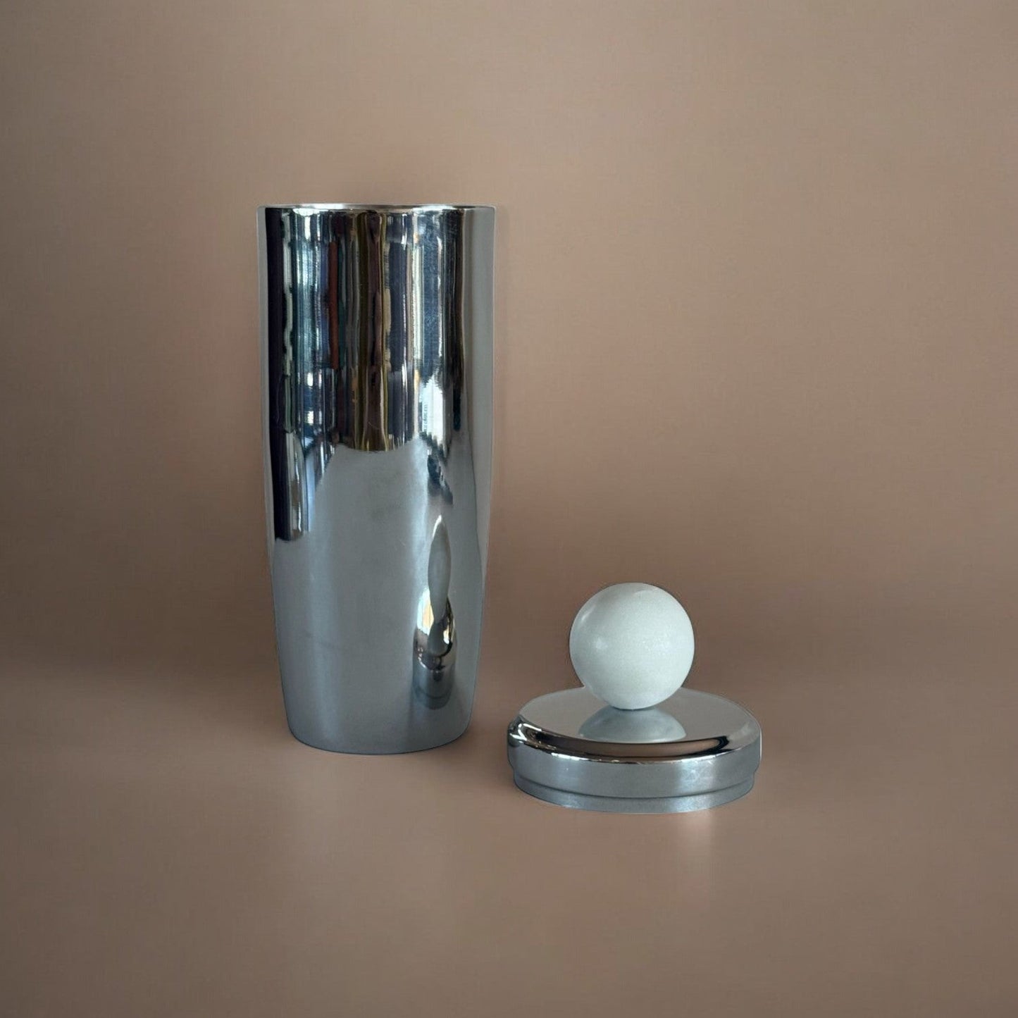 Inara Shaker by MESO