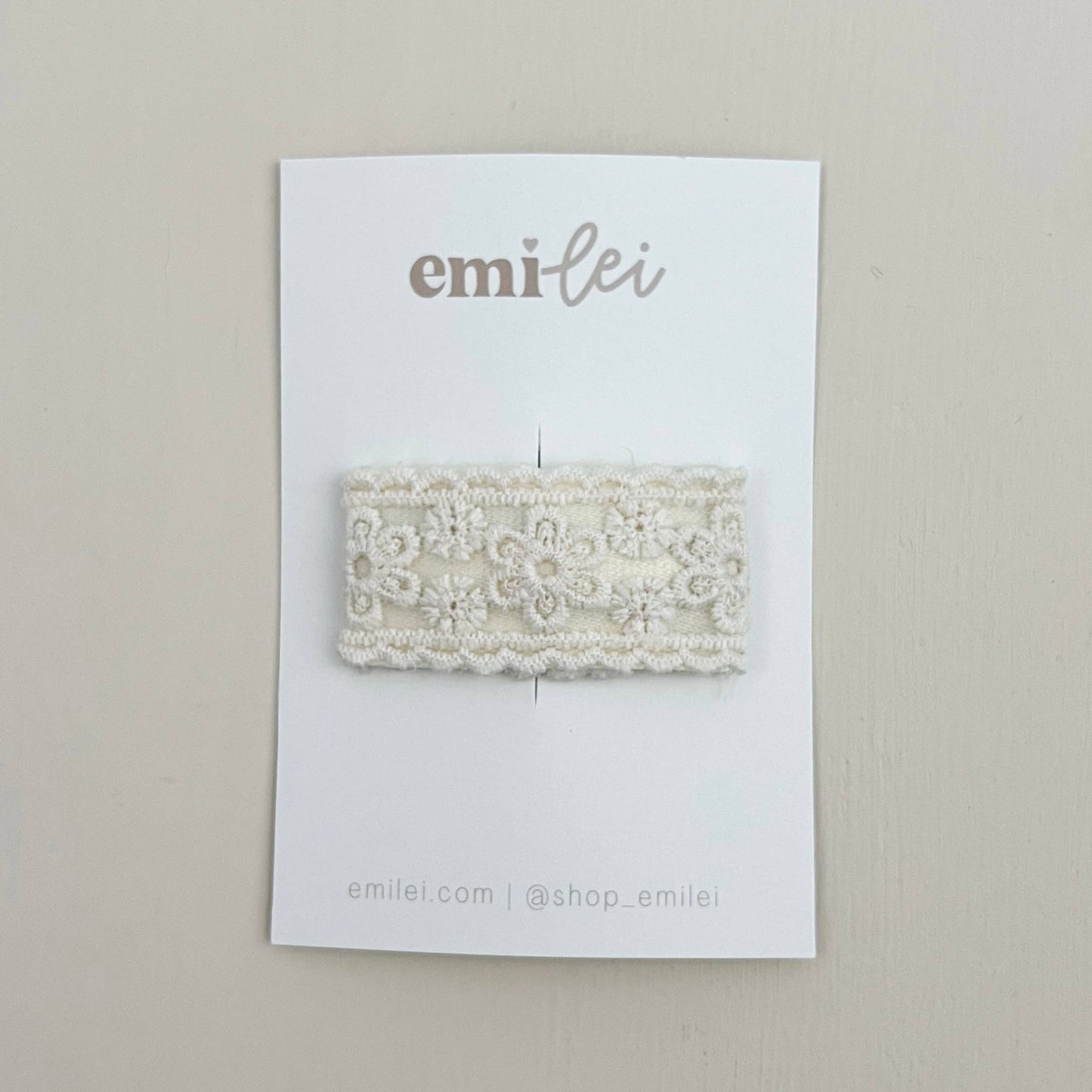 Lace Hair Clip(s) - Ivory