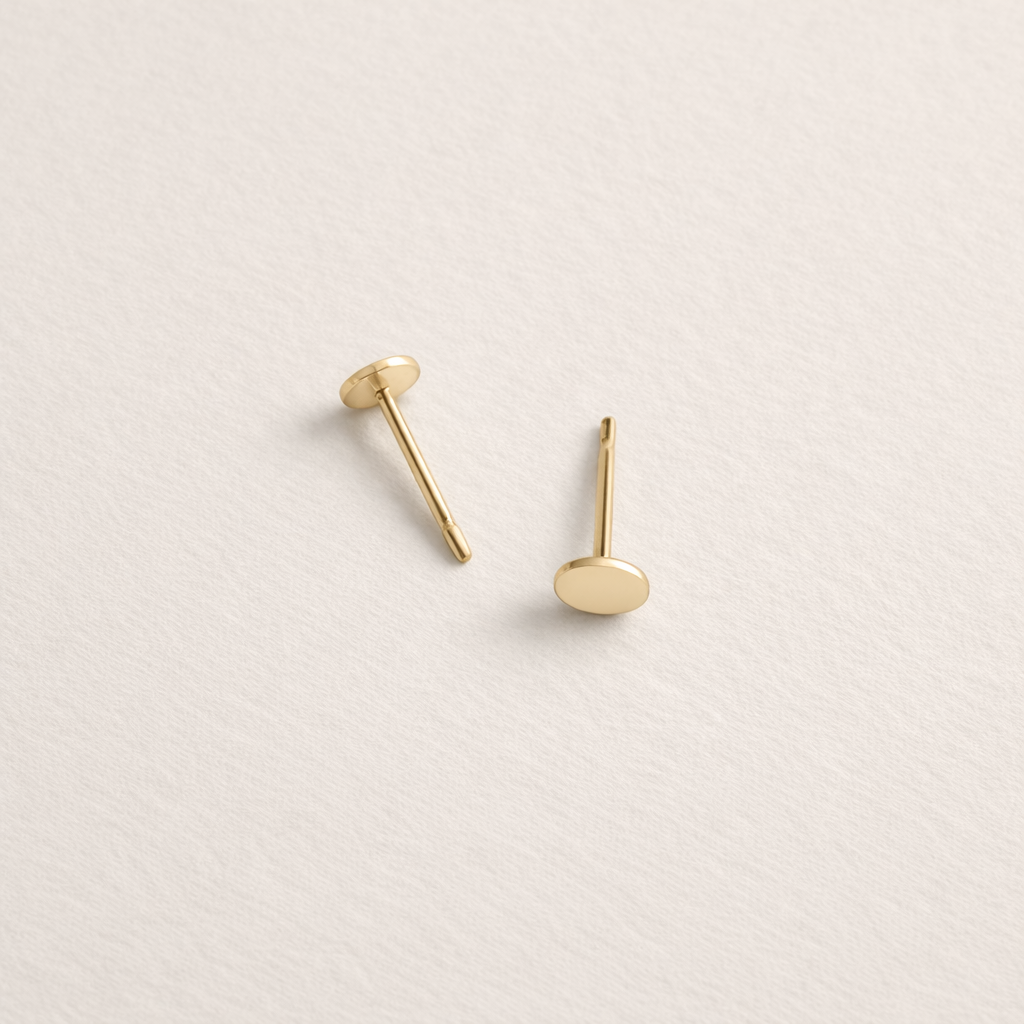 Mia Flat Circle Studs | Gold Fill