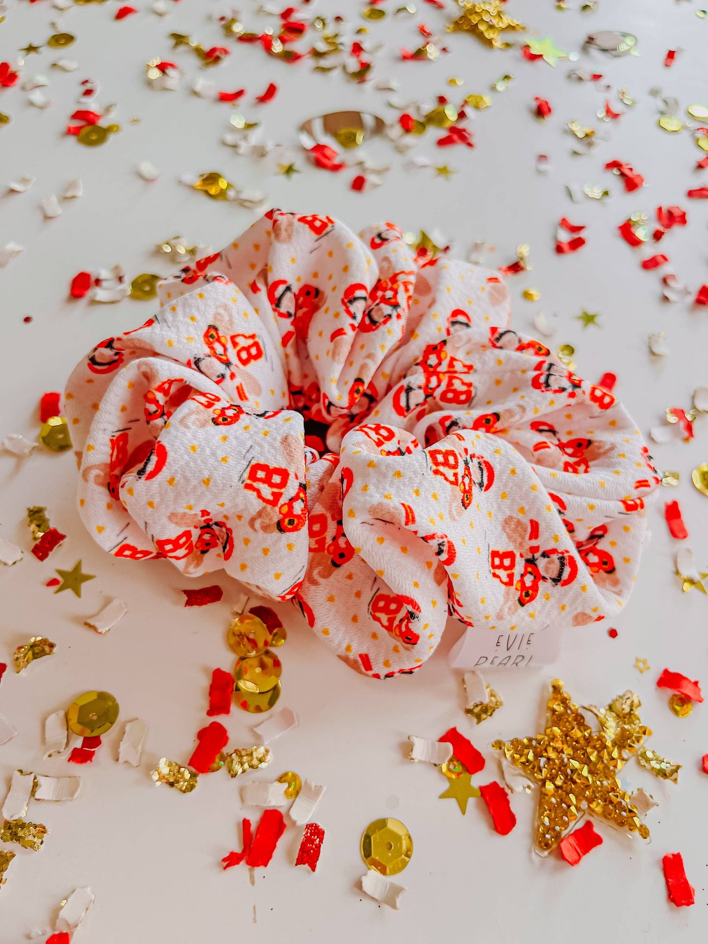 87 Heart Hands Regular Scrunchy