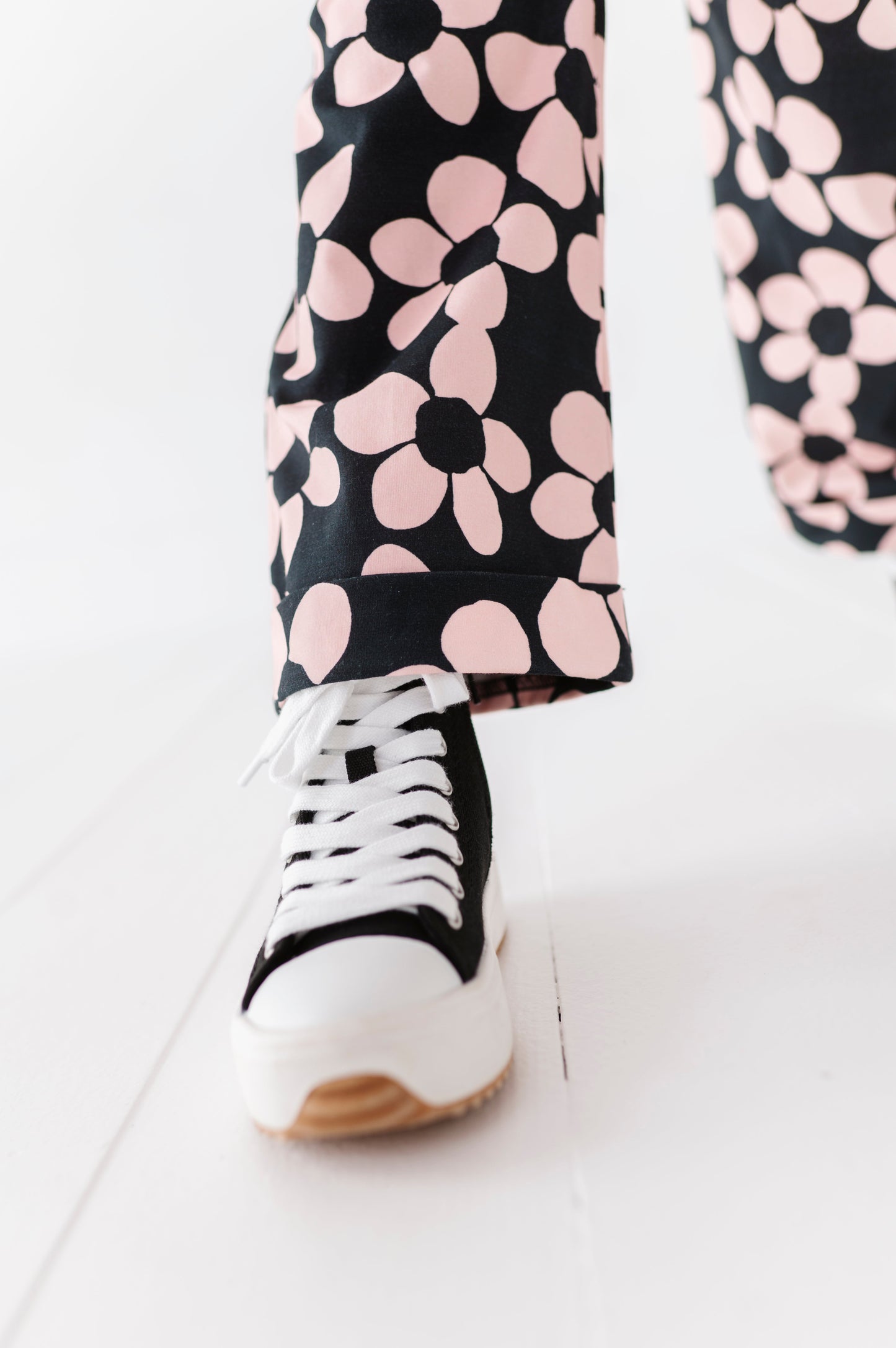 Retro Daisy | Twist Back Romper