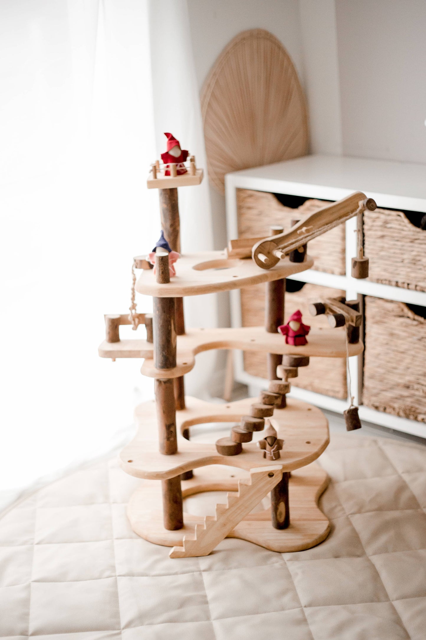Three level tree house play set