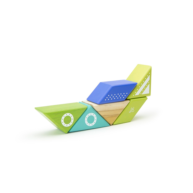 Travel Pals - Spaceship Magnetic Wooden Blocks 6 pieces