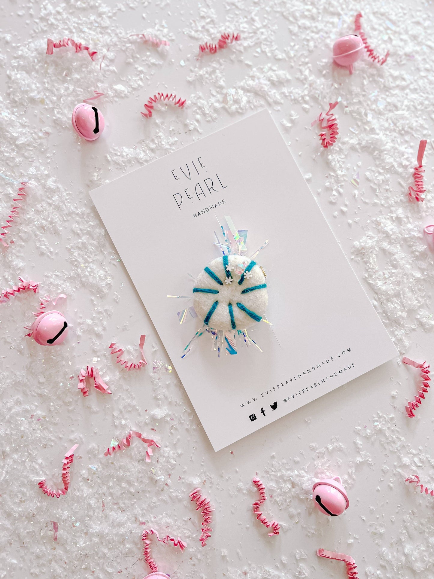 Teal Large Peppermint Clip With Tinsel