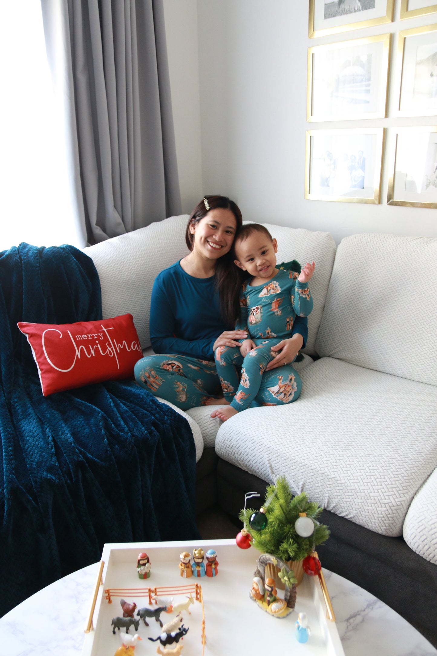 O’ Holy Night Adult Joggers