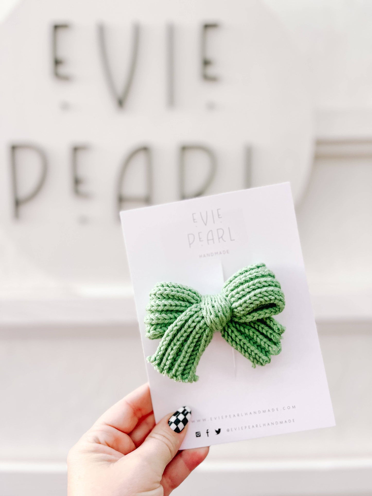 Green Knit Hair Bow