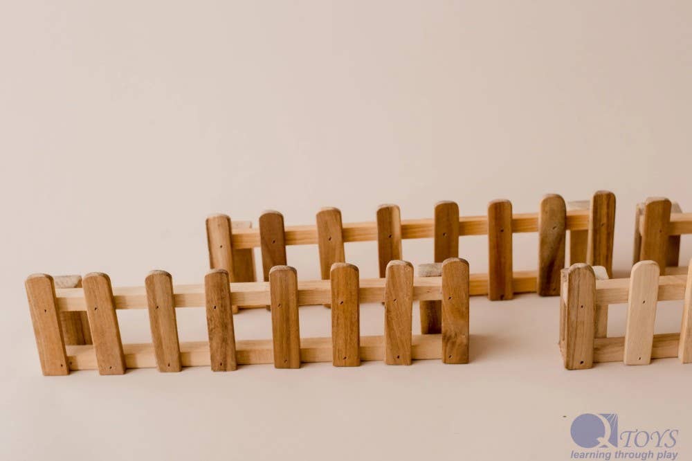 Wooden Fences (Set of 4)