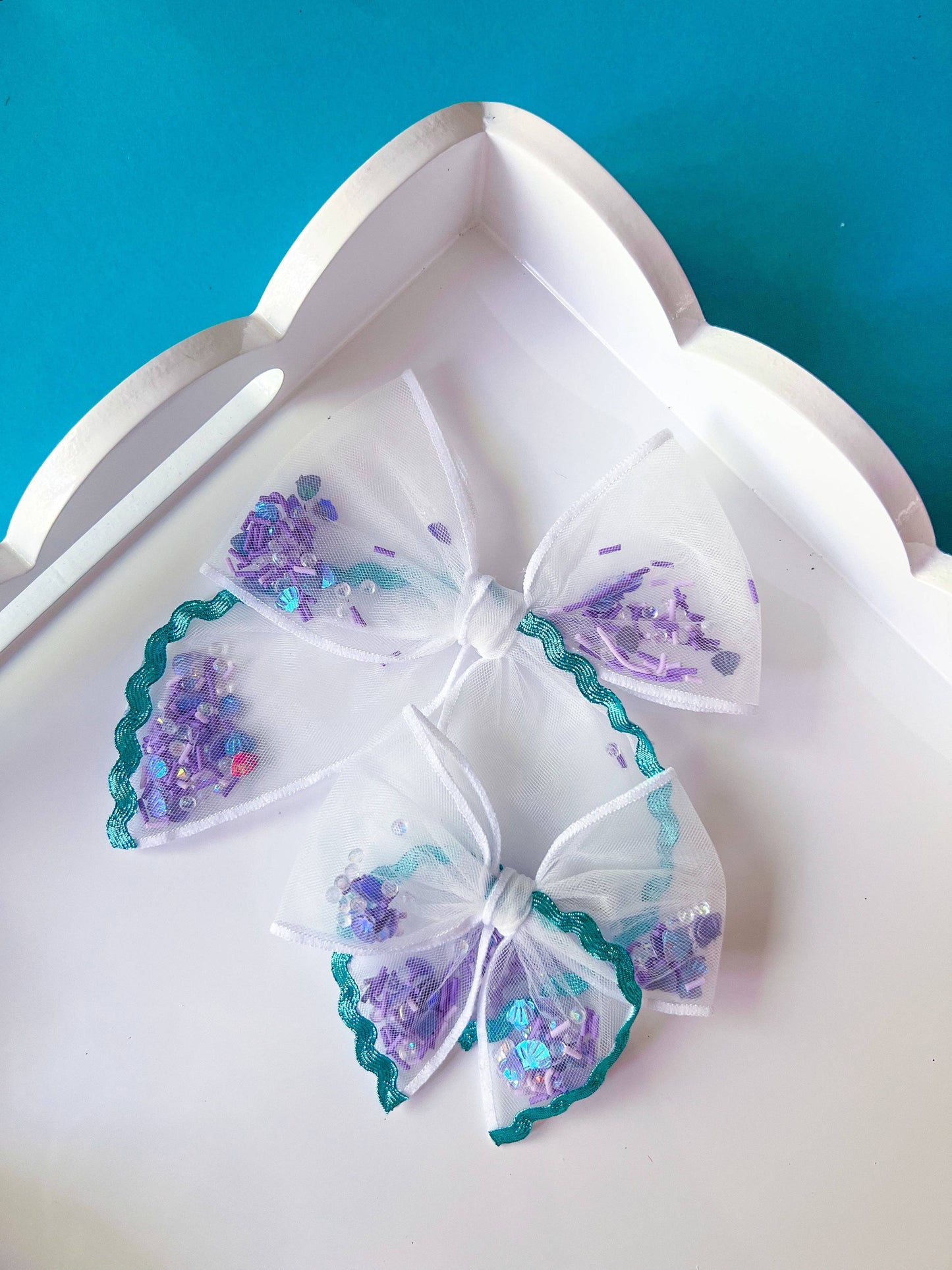 Under The Sea Shaker Bow