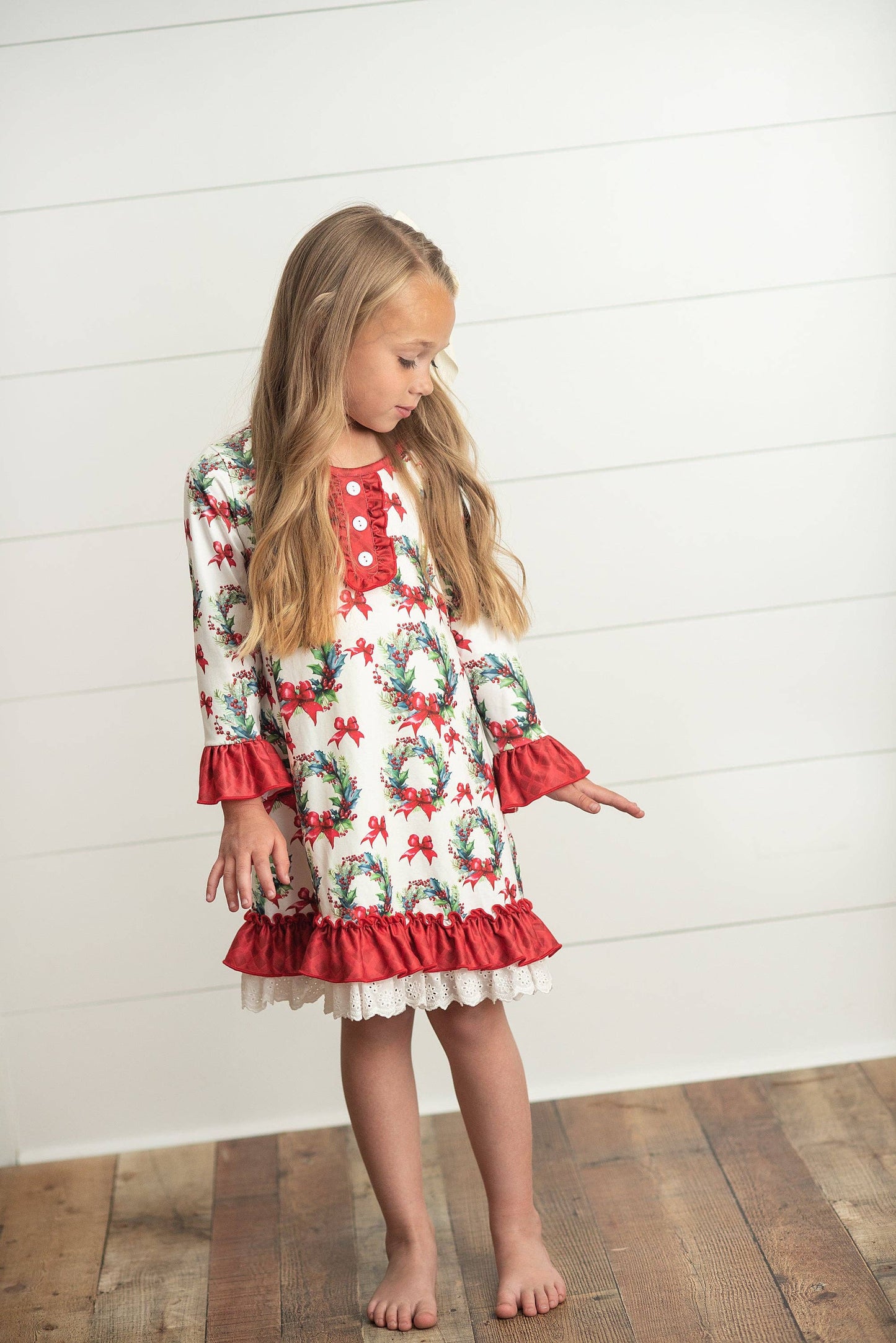 Vintage Christmas Wreath & Lace Lounge Gown