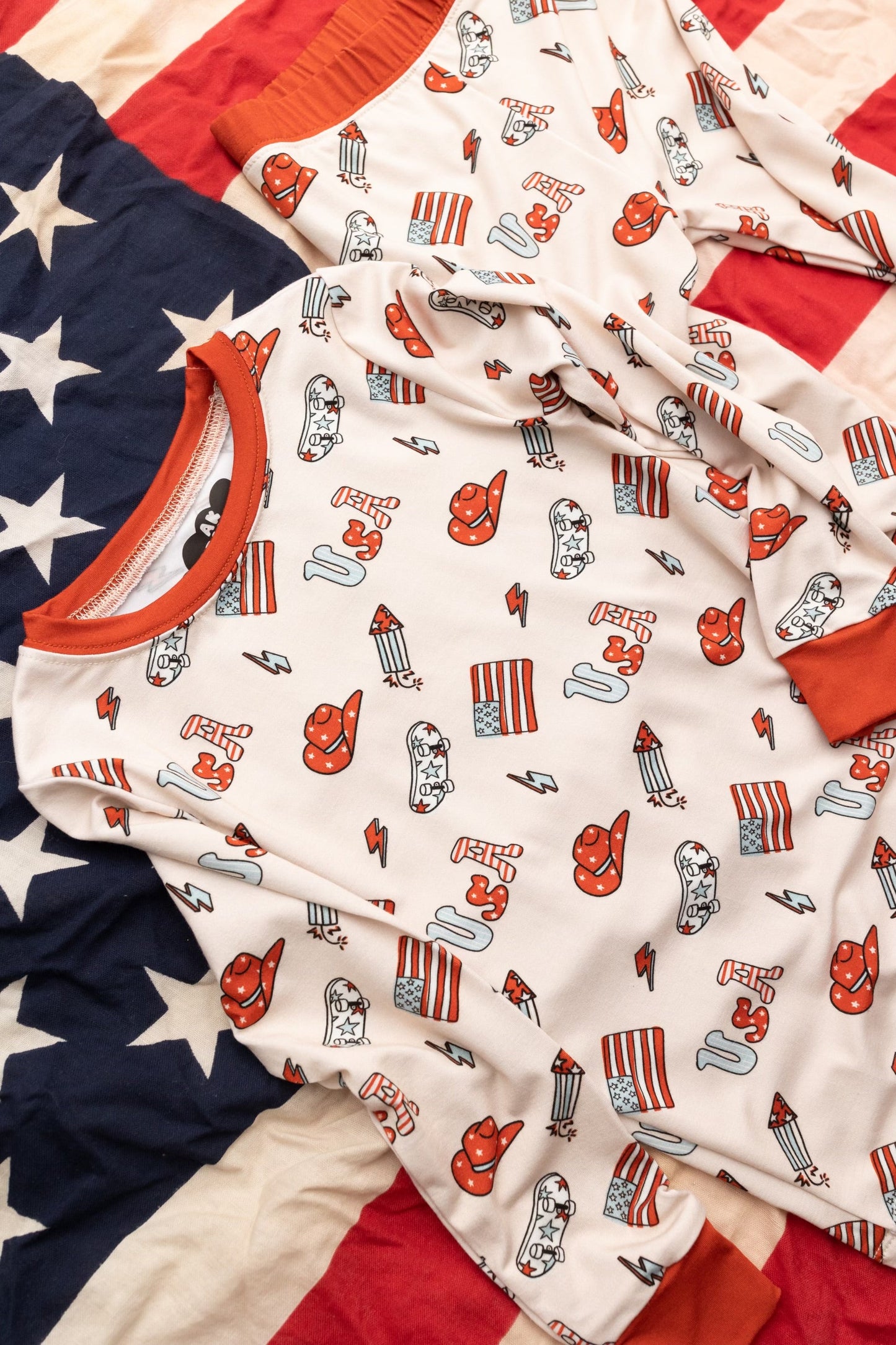 USA Retro—Zipper AK DREAMERS PJS KIU COLLAB