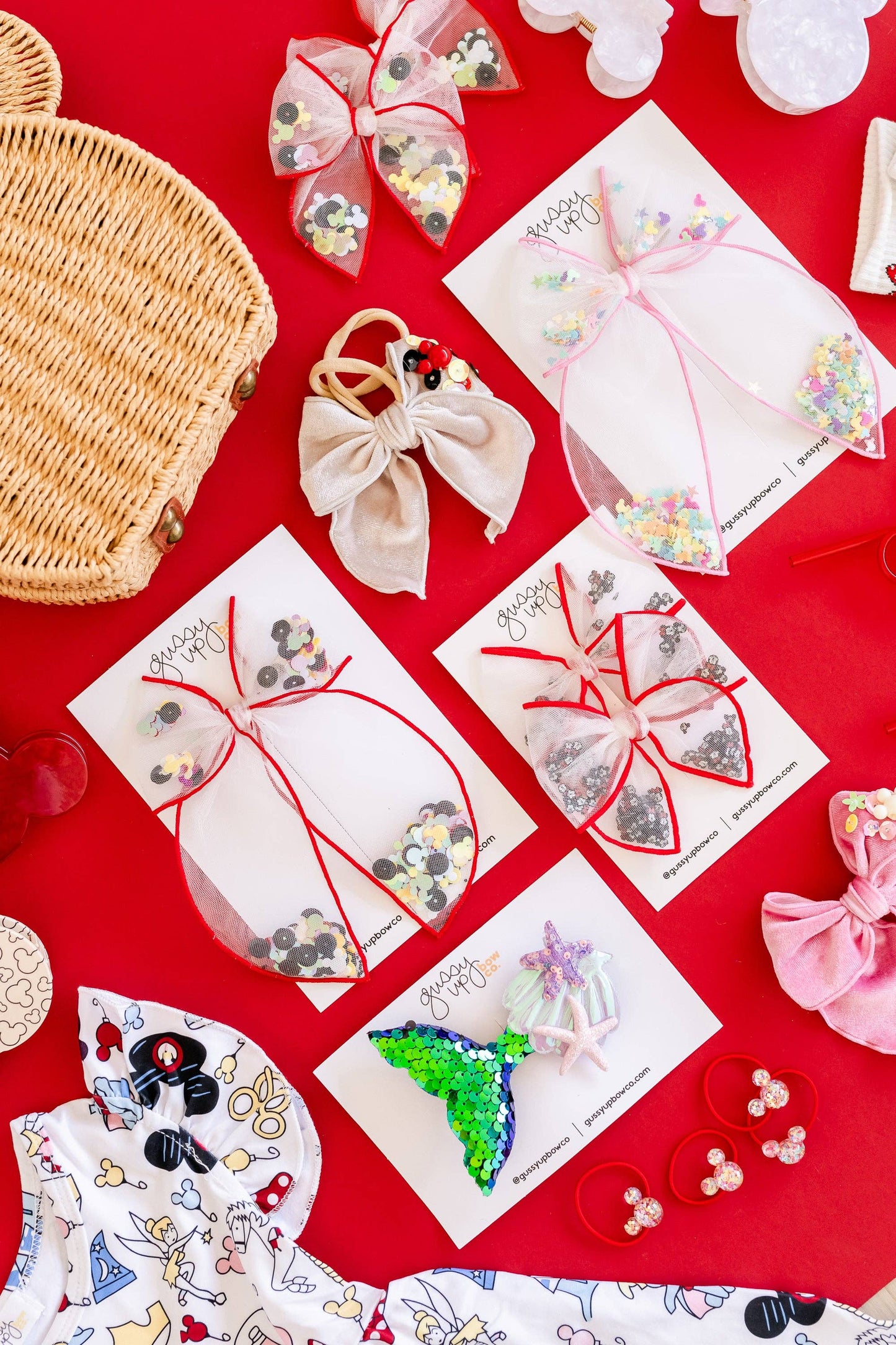 Magical Parade Shaker Bow