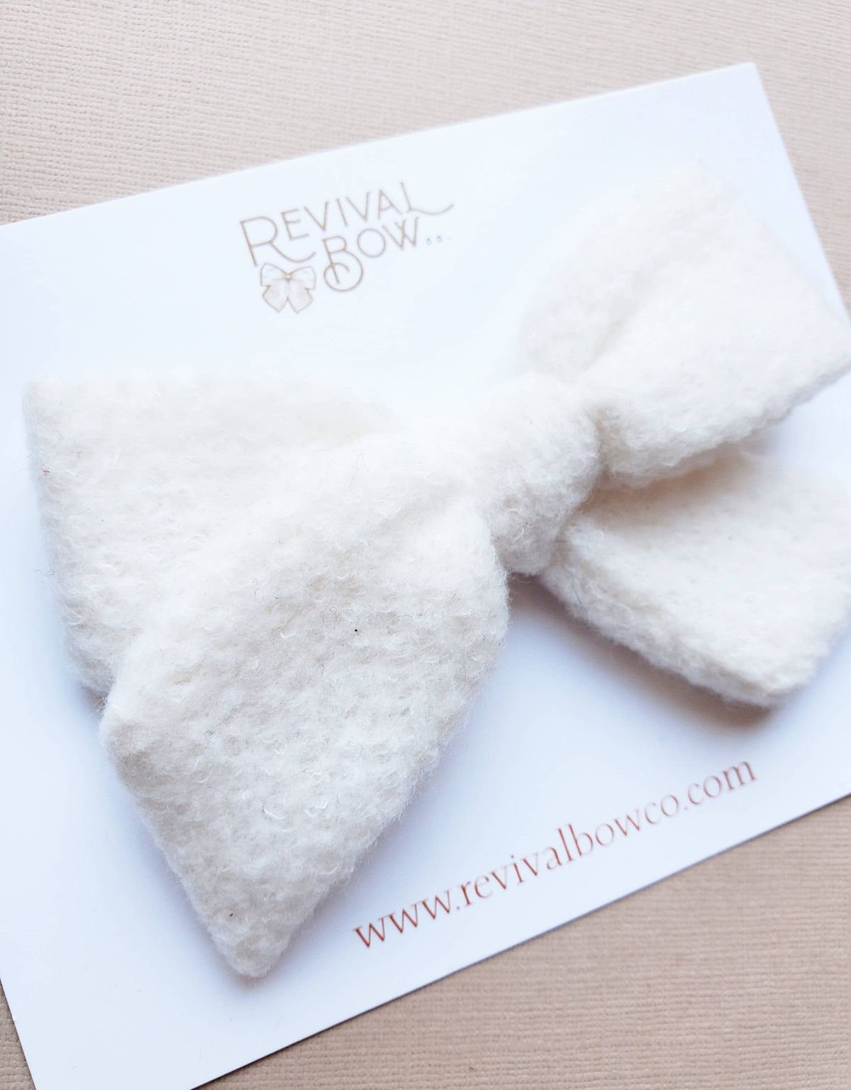 Christmas Bow on Clip • Fresh Snow