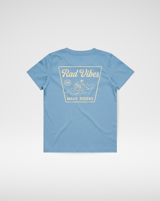 THE MAVERICKS TEE - CLOUD BLUE