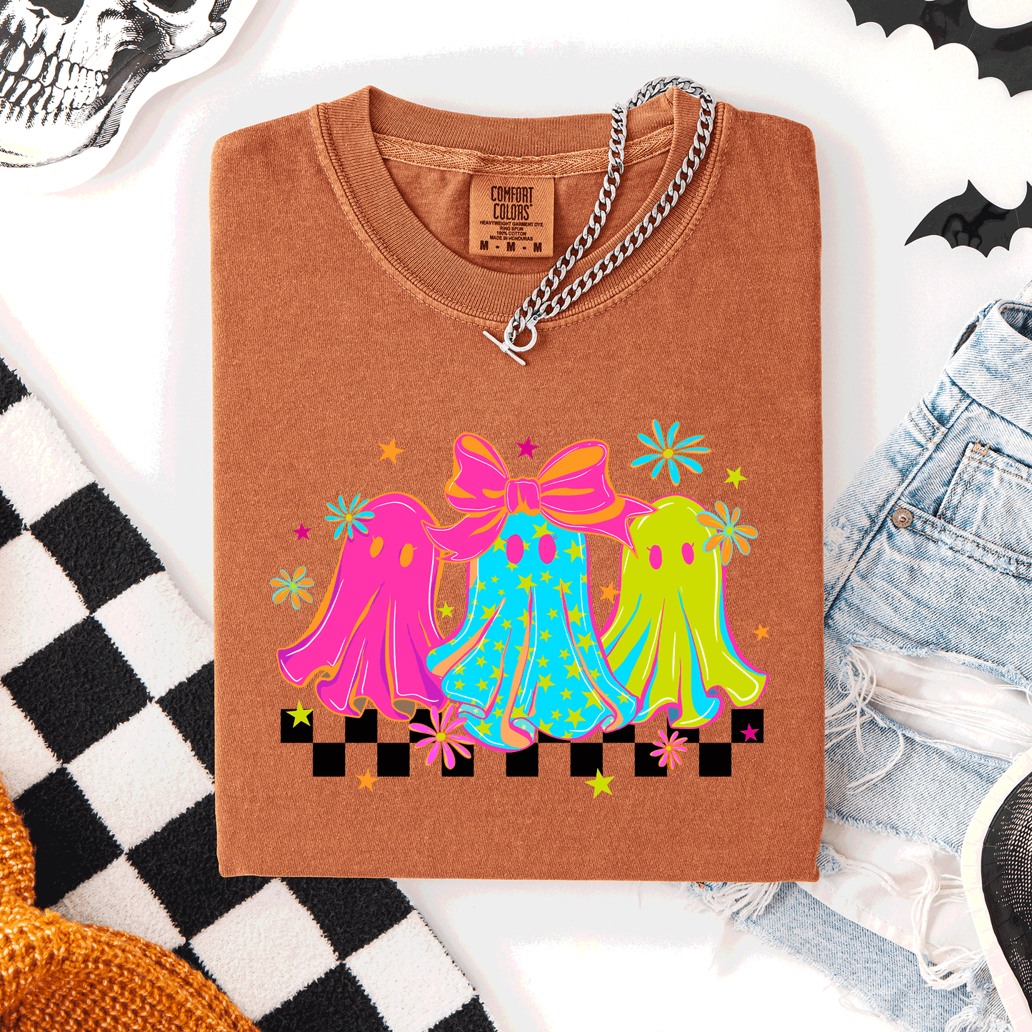 Bright and Colorful, Retro Halloween Ghosts, Checkered, Comfort Colors T-Shirt