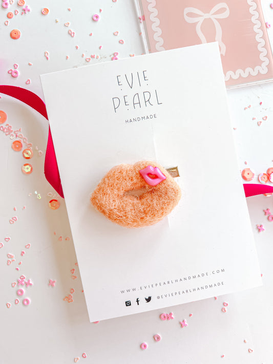Peach Lips Felt Hair Clip