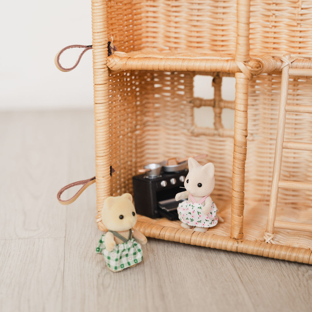 Amy Dollhouse Tote