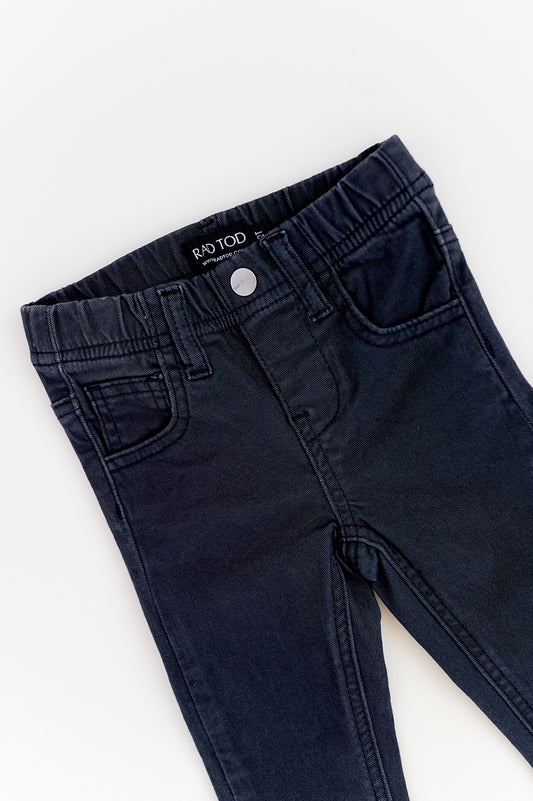 CHARCOAL TWILL DENIM