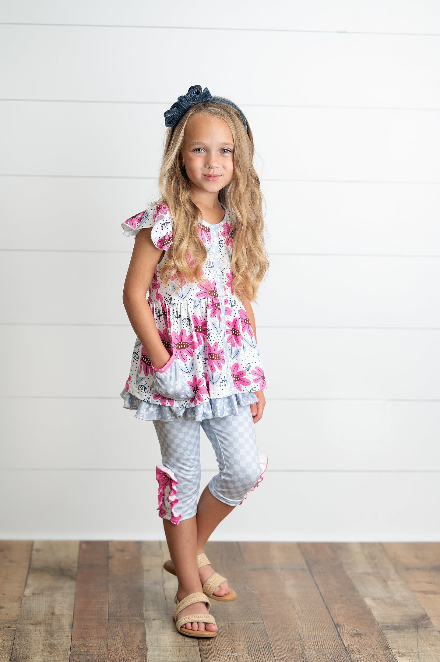 Gray Check Pocket Capri Set