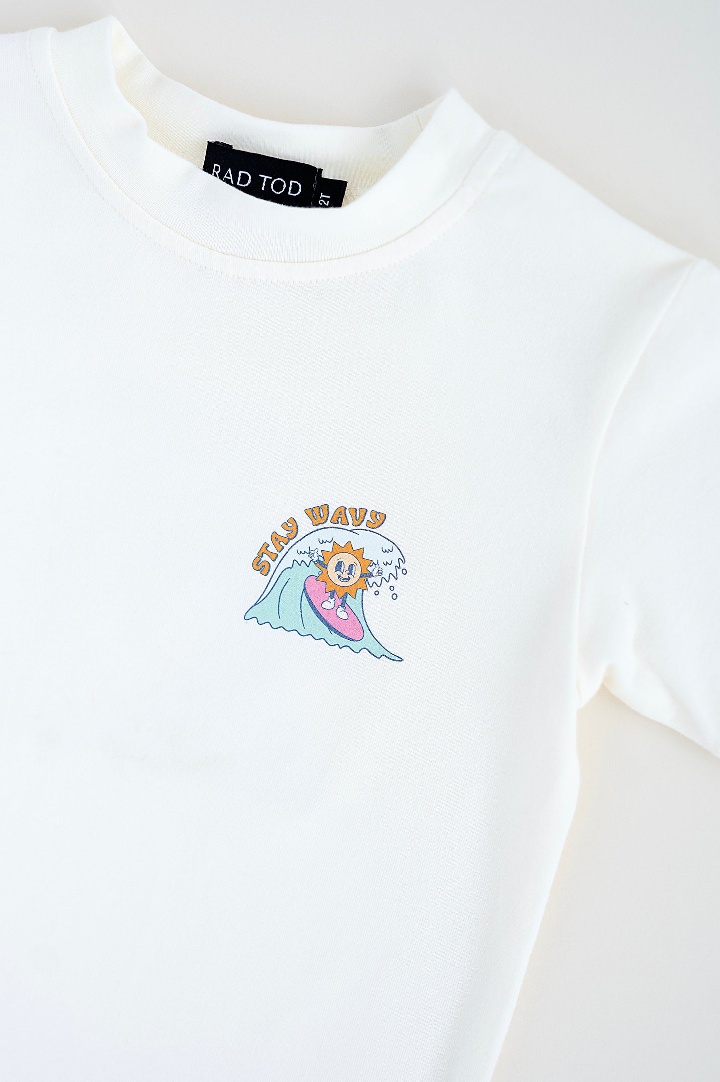 STAY WAVY TEE