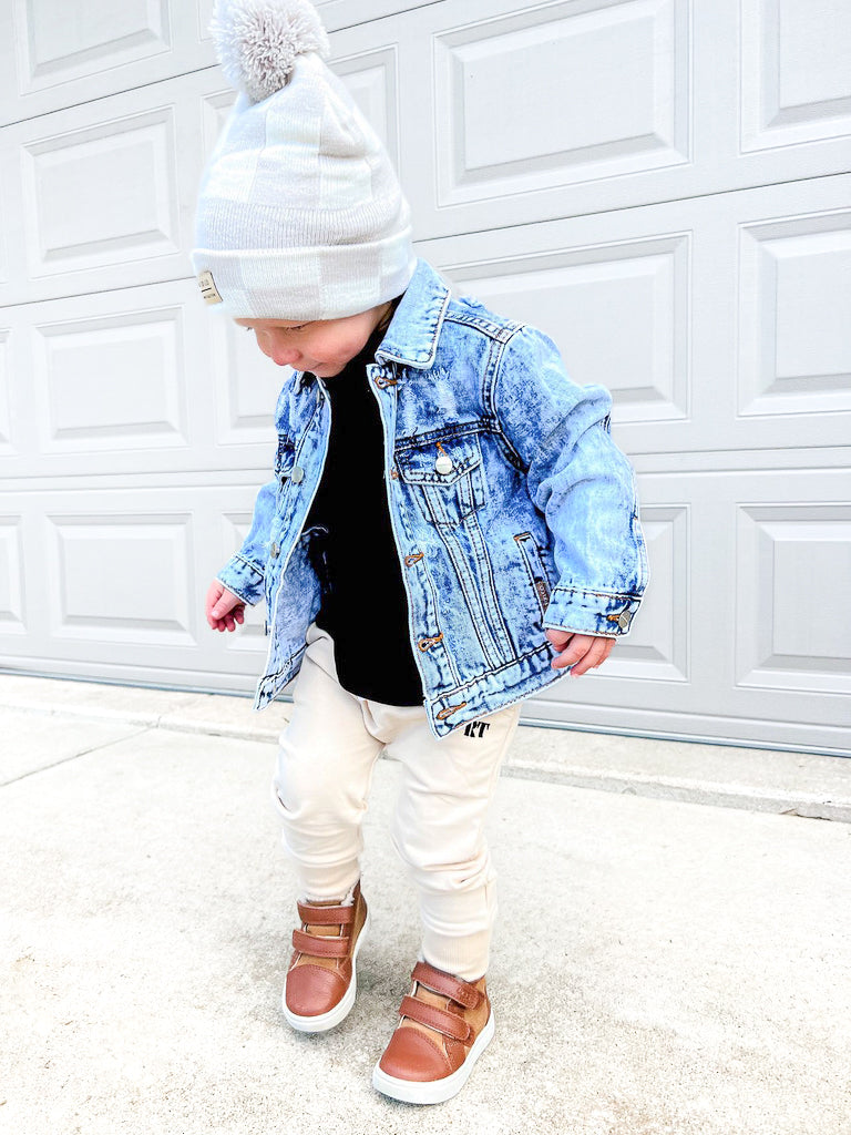 DISTRESSED DENIM JACKET
