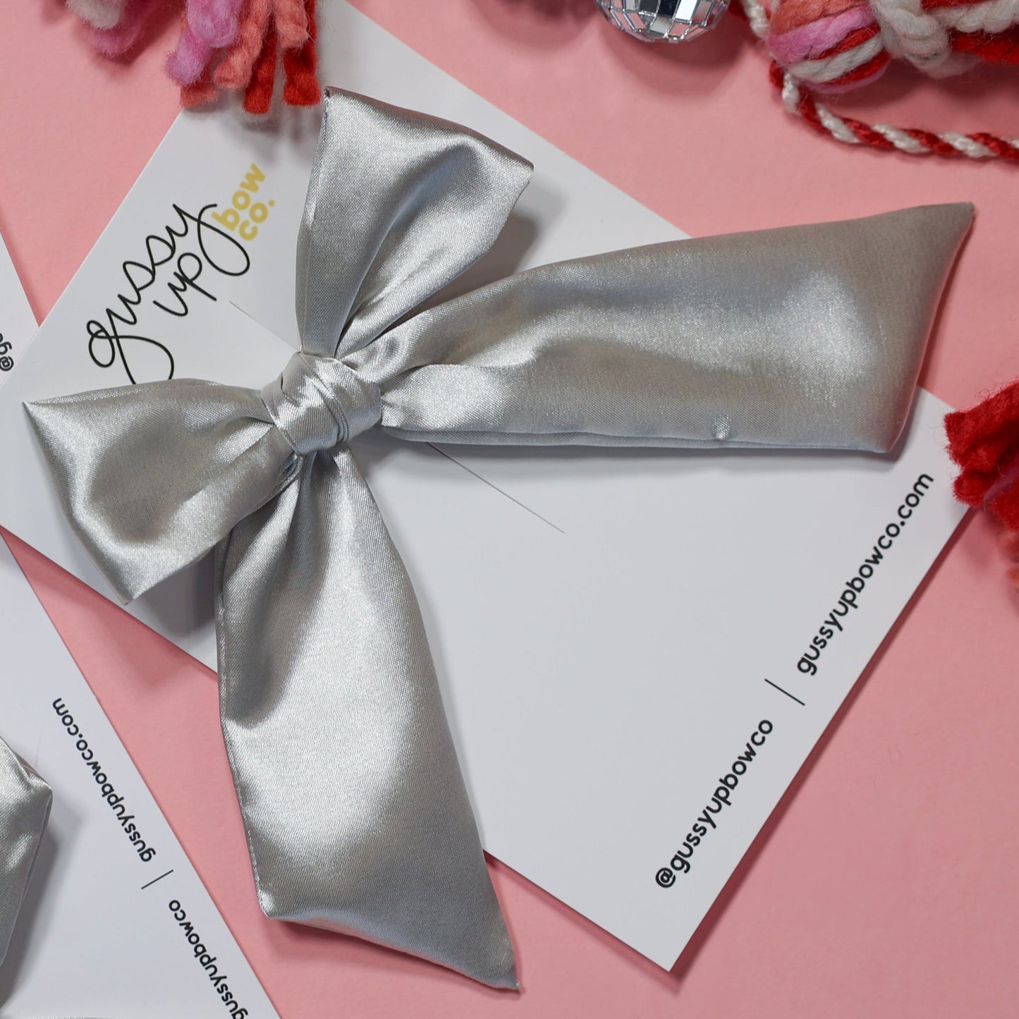 Silver Silky| Extra Bow