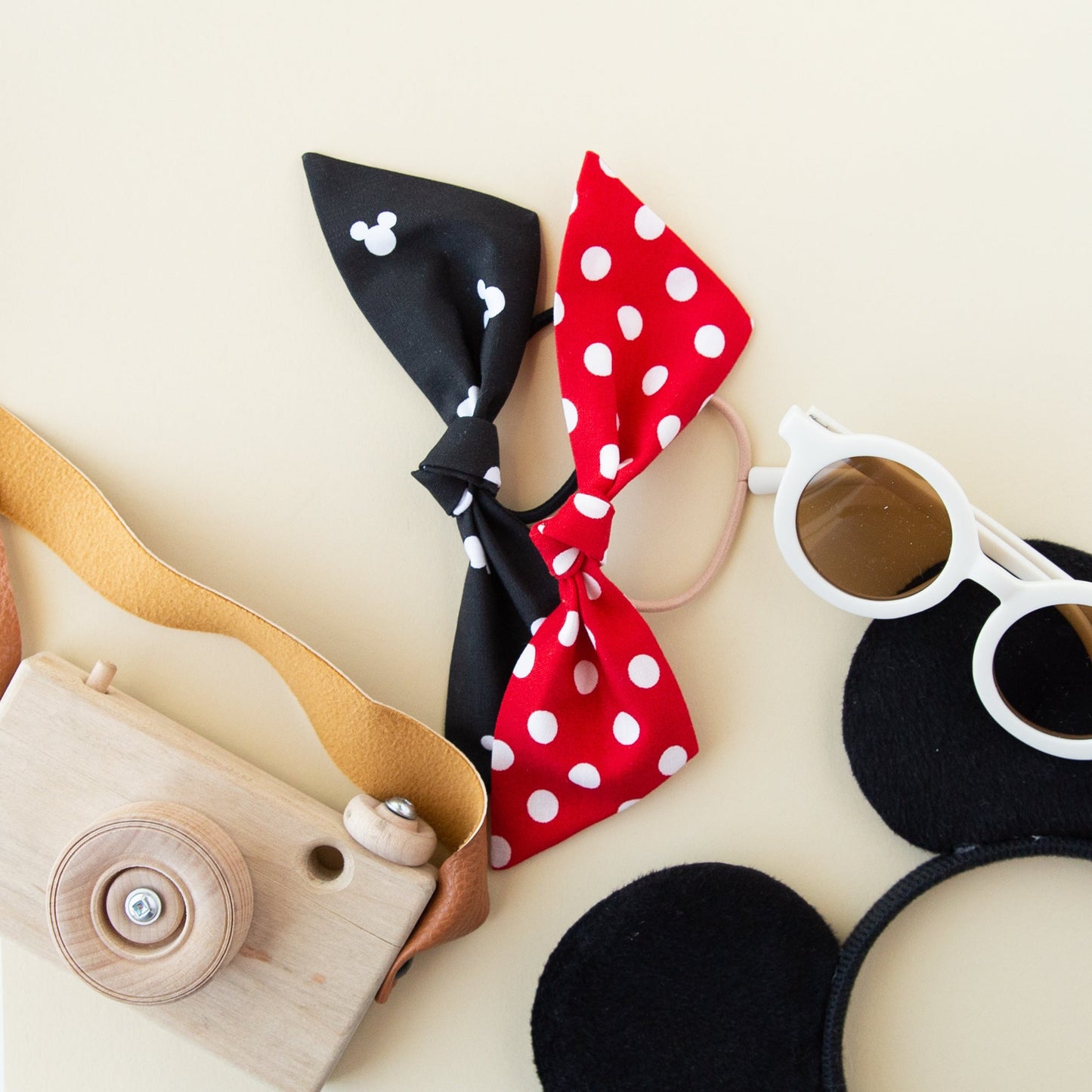 Minnie's Polka Dot | Modern Knot