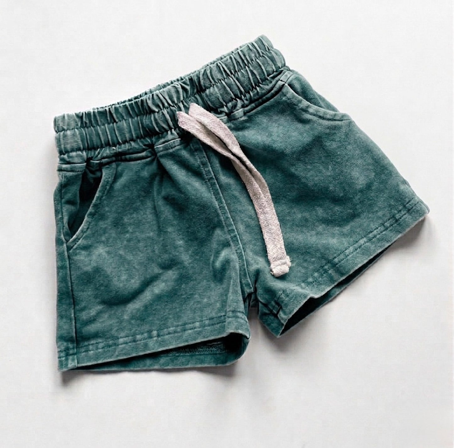 PEACOCK ACID • SHORTS