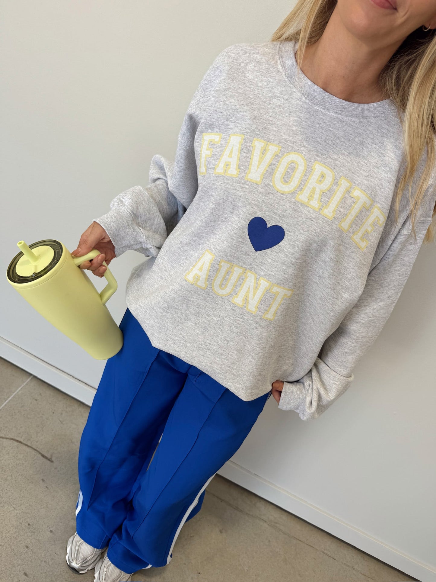 Favorite Aunt Crewneck