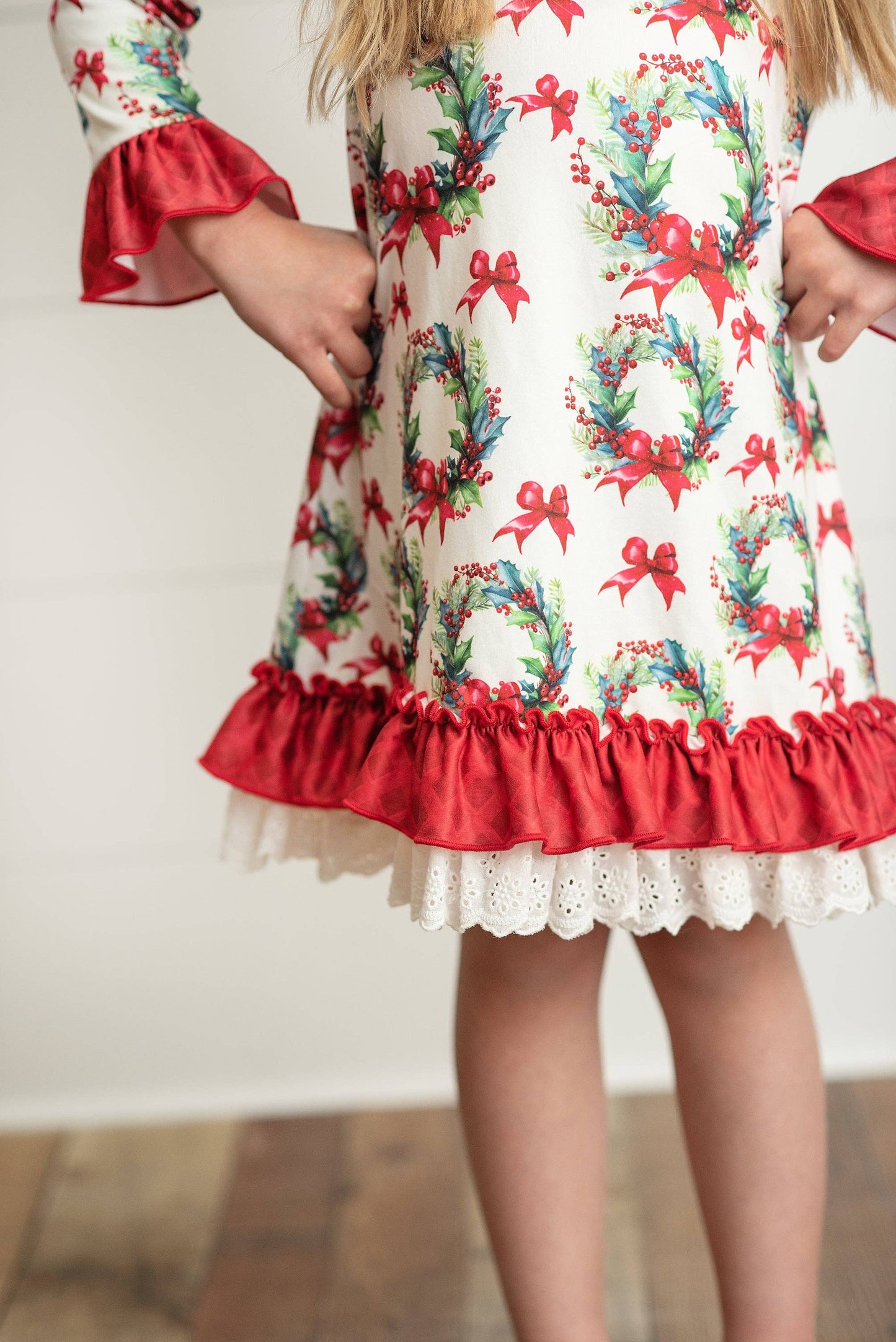 Vintage Christmas Wreath & Lace Lounge Gown