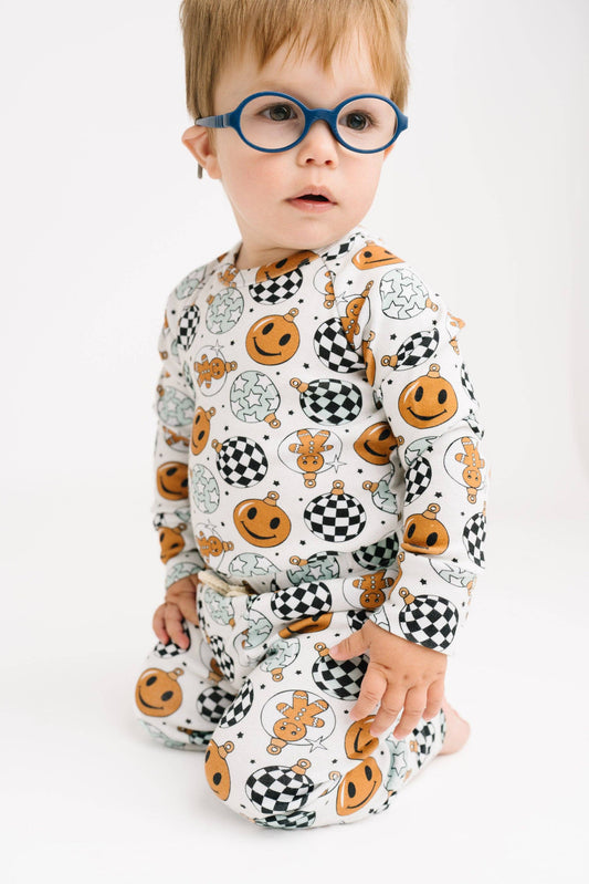 Frosty Ornaments Lounge Set