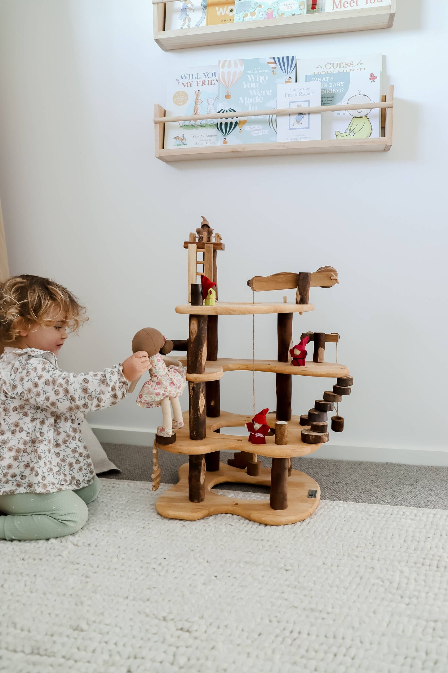 Three level tree house play set