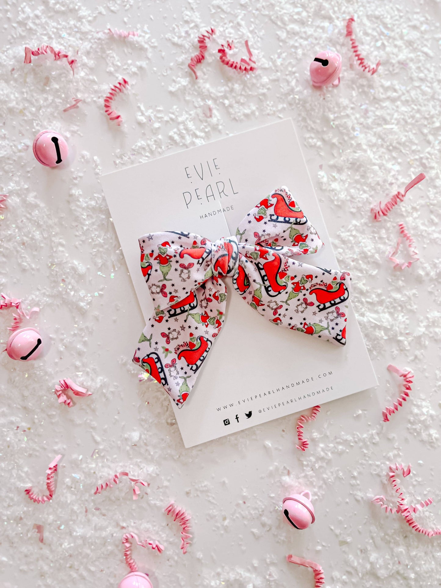 Grinch Sleigh Pinwheel Bow