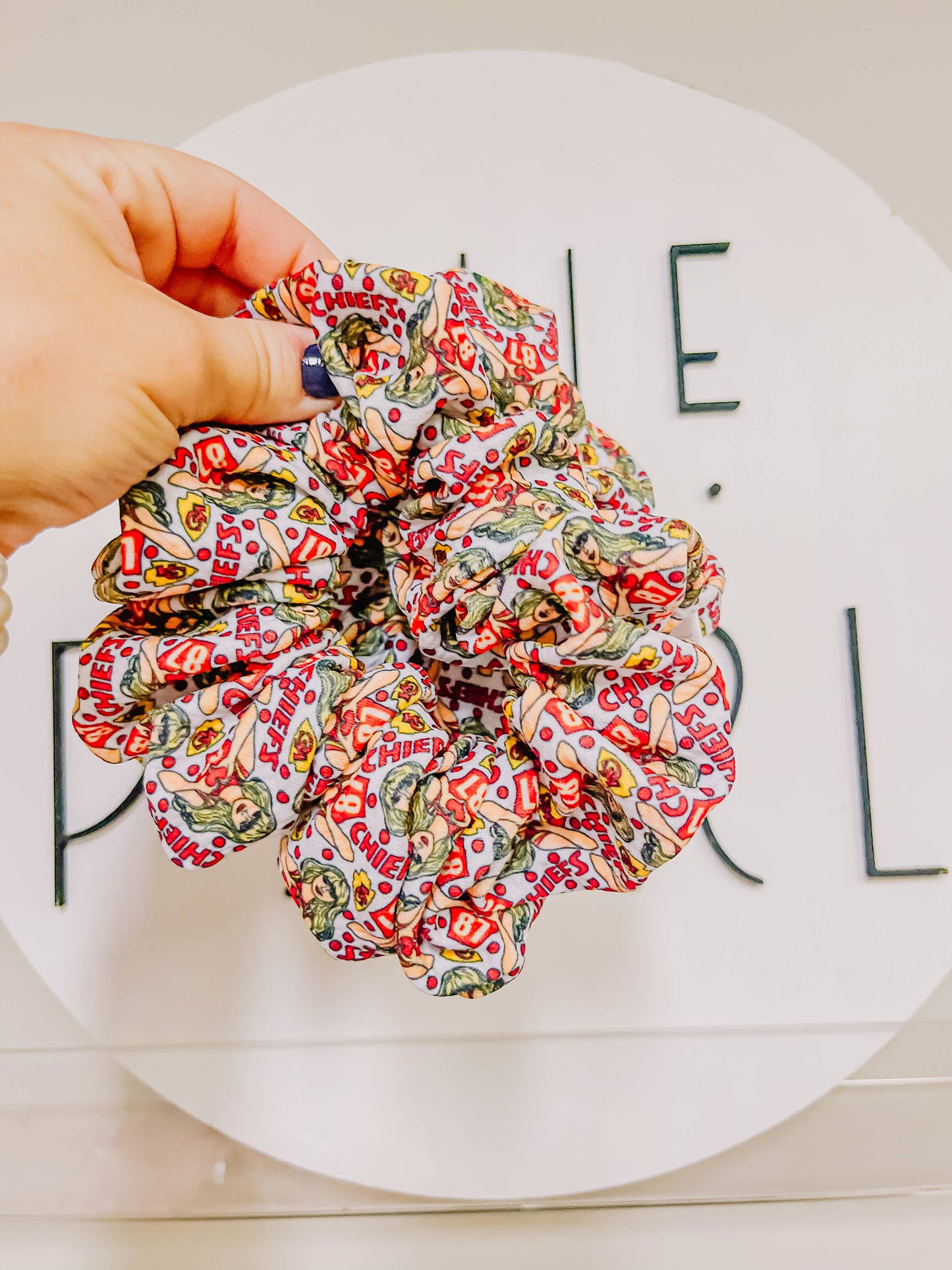 Taylor Swift/87 Travis Kelce Scrunchy