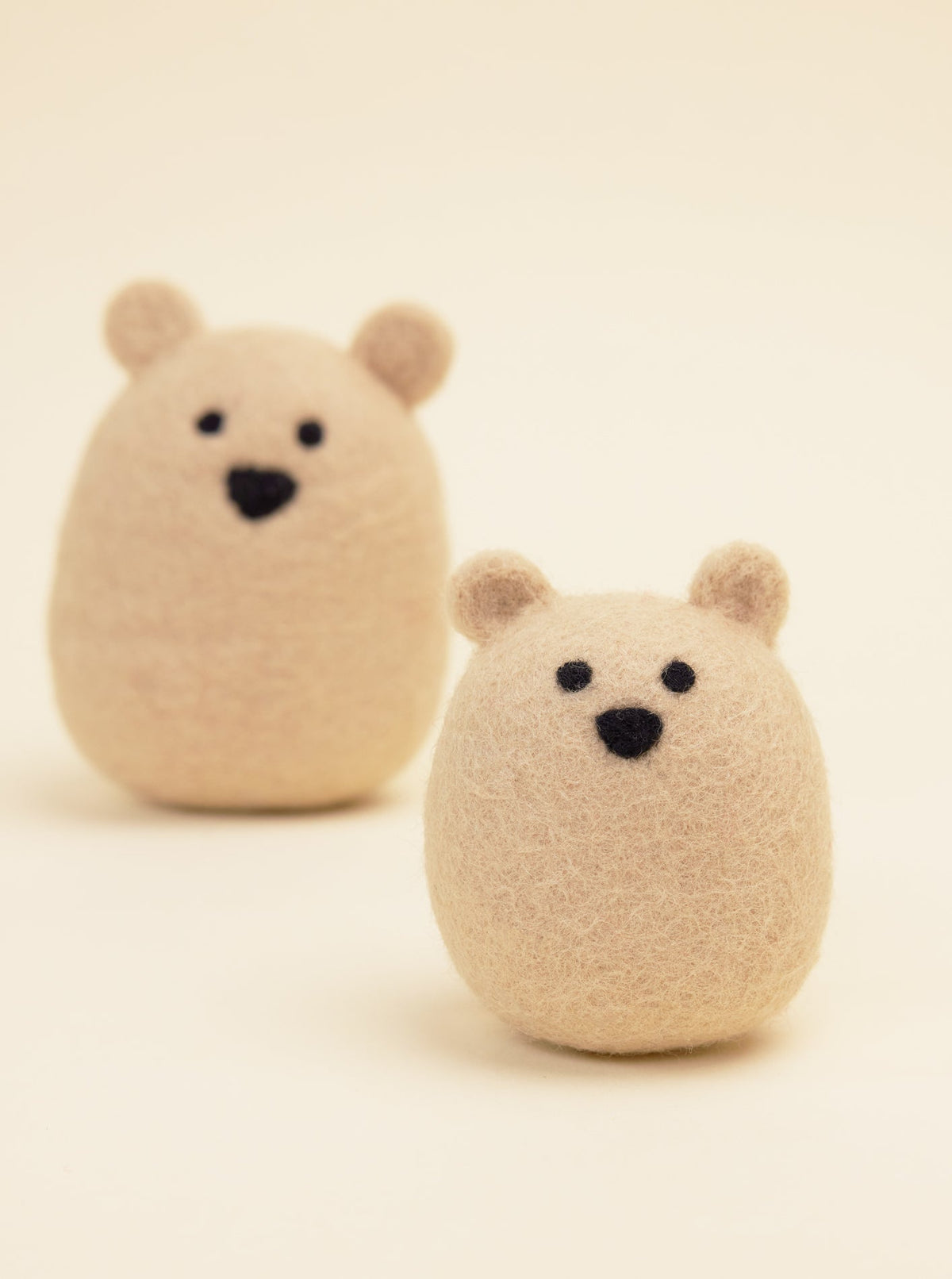 WOOL POLAR BEAR pet toy