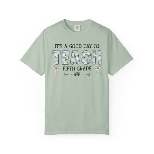 Floral Fifth Grade Teacher Tee