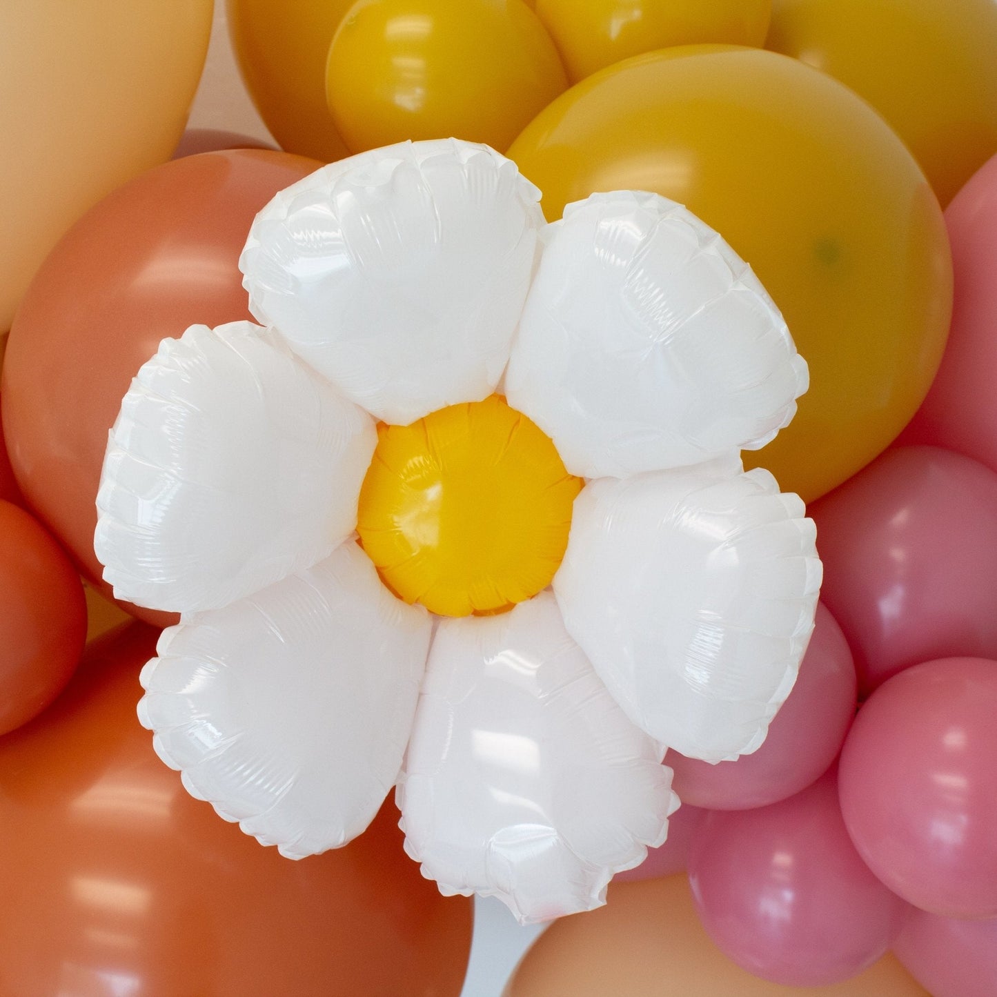 Small Daisy Foil Balloon β 20" Groovy Party Decor
