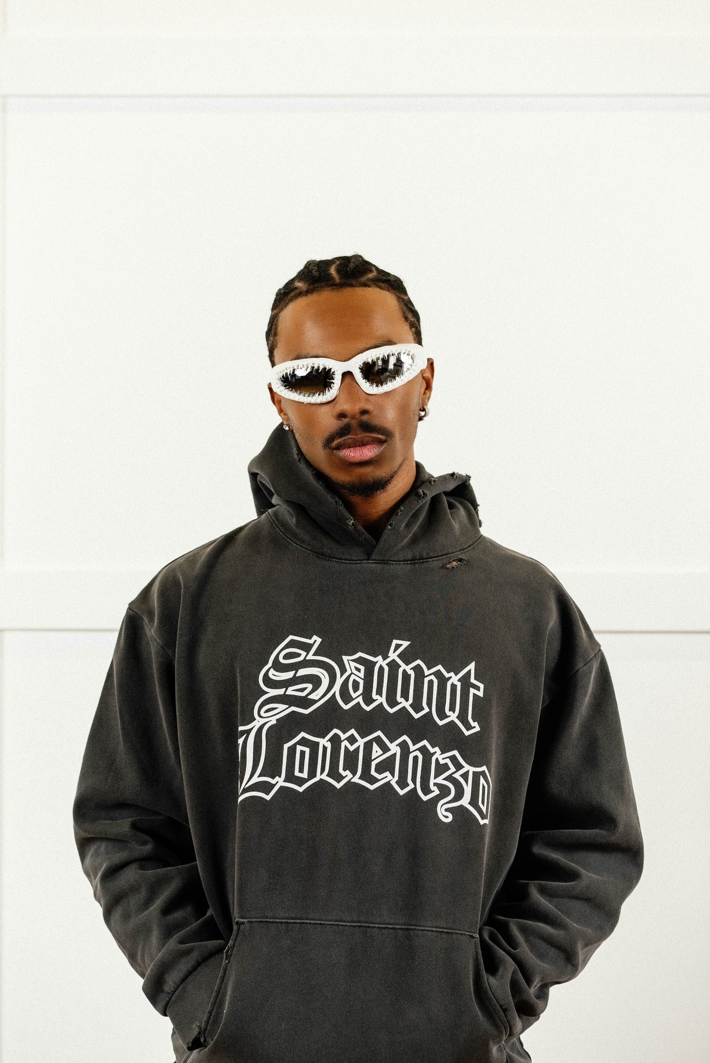DISTRESSED HOODIE