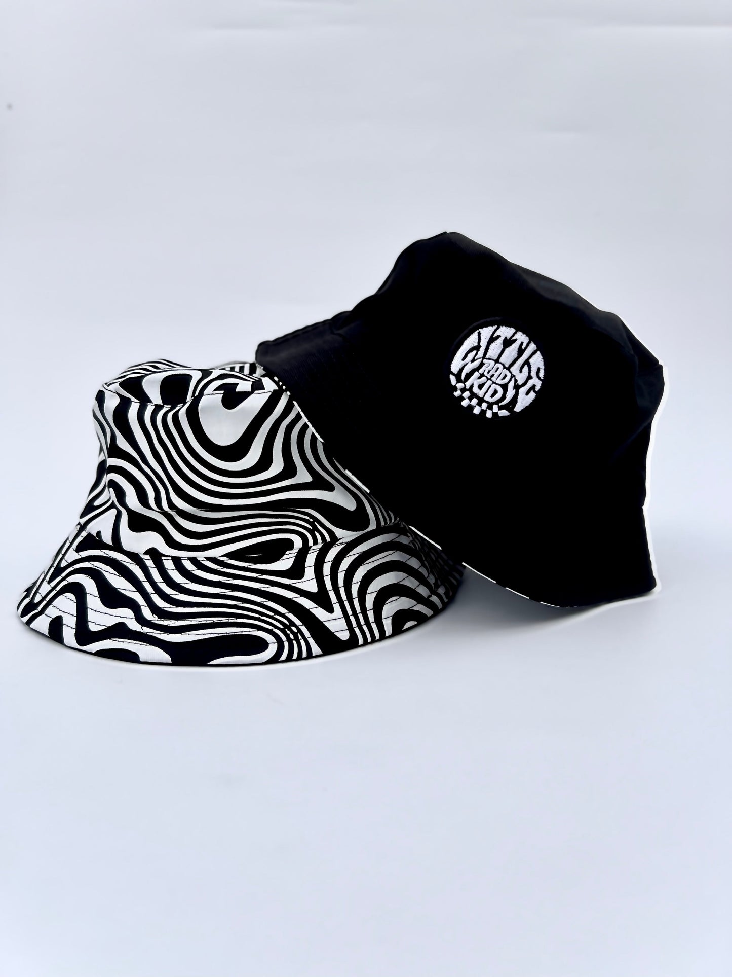 2-1 bucket hat