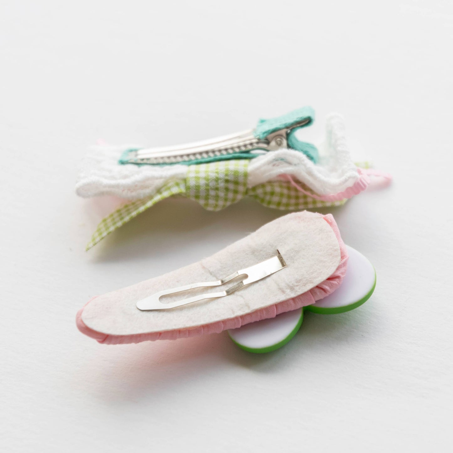 Heart and Checkered Ribbon Hair Clip - Green & Pink