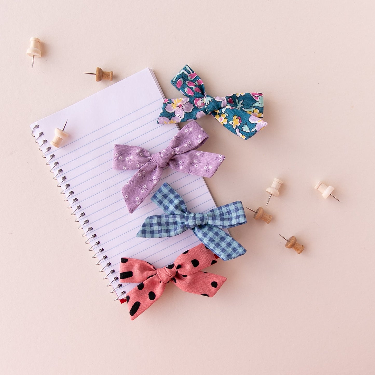 Spotted | Hand-tied Bow