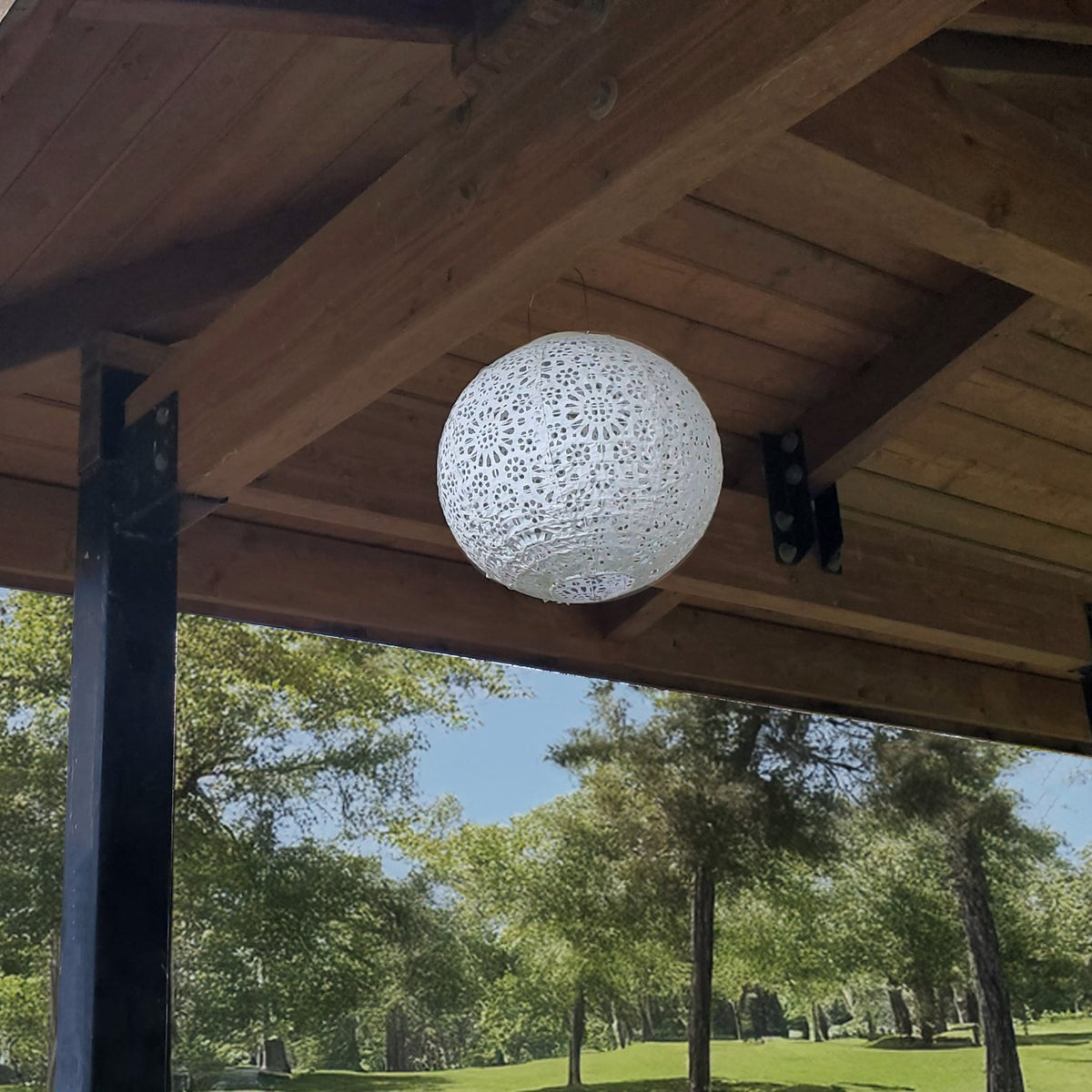 Stella Luxe Globe Chantilly Lace Porcelain LED Lantern (Battery Powered)