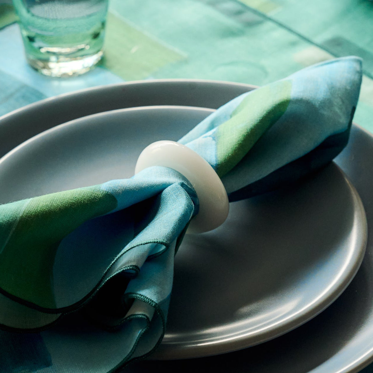 S/4 Pearl White Napkin Rings