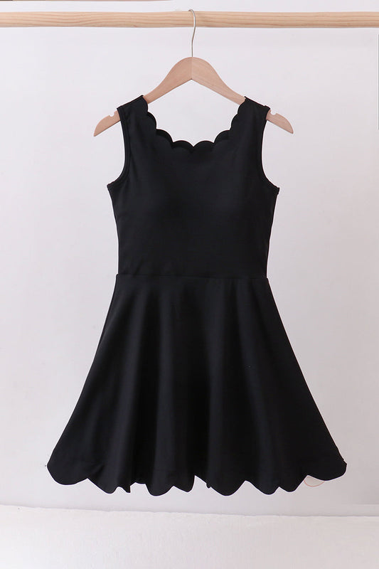 Black scalloped active womens dress