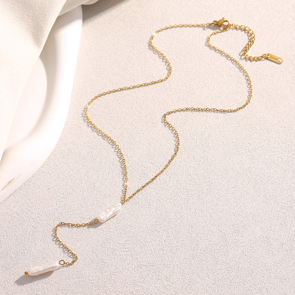 Delicate Drop Pearl Necklace