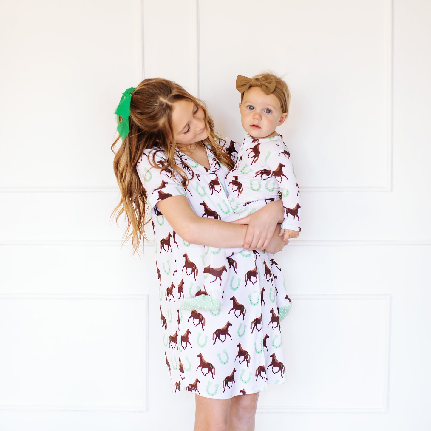 LUCKY Horse Button down Gown