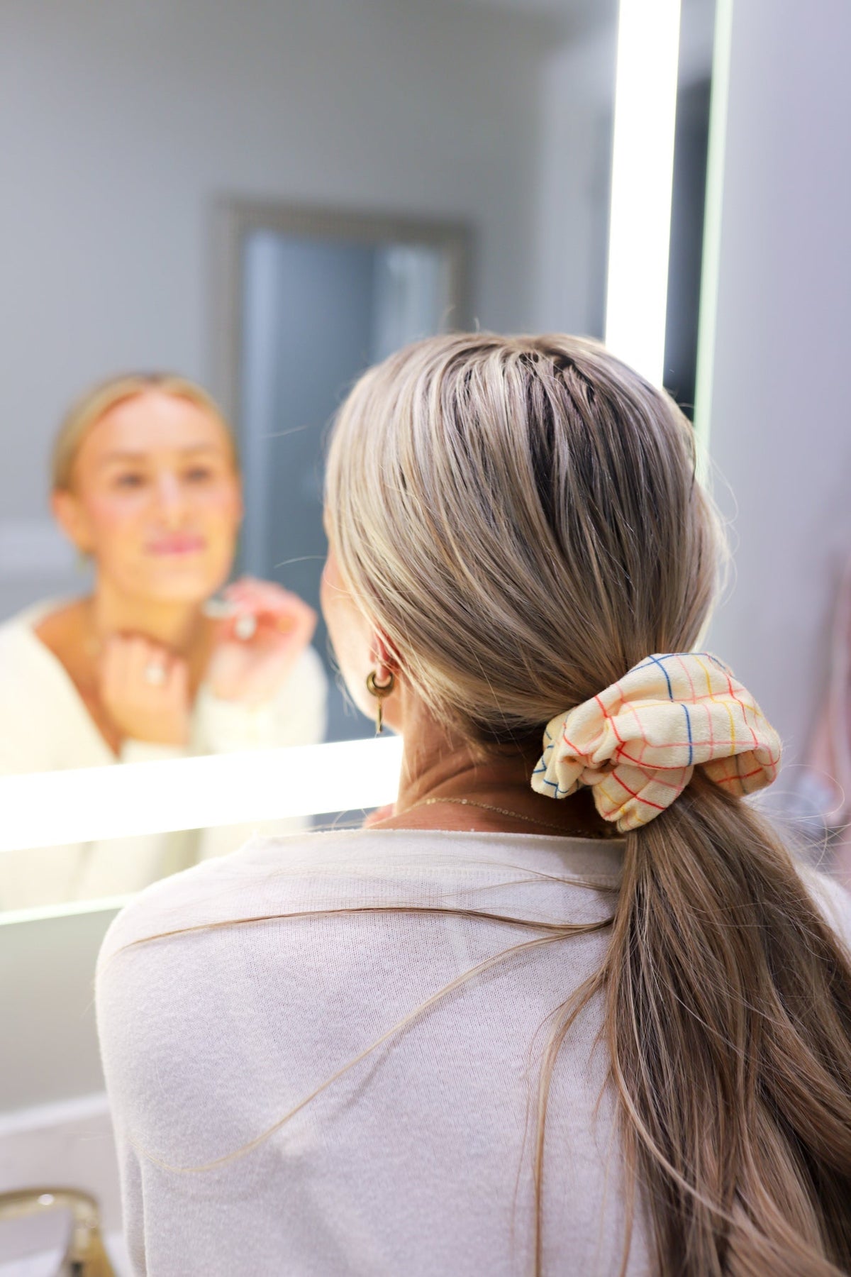 KAXI TOWEL SCRUNCHIE