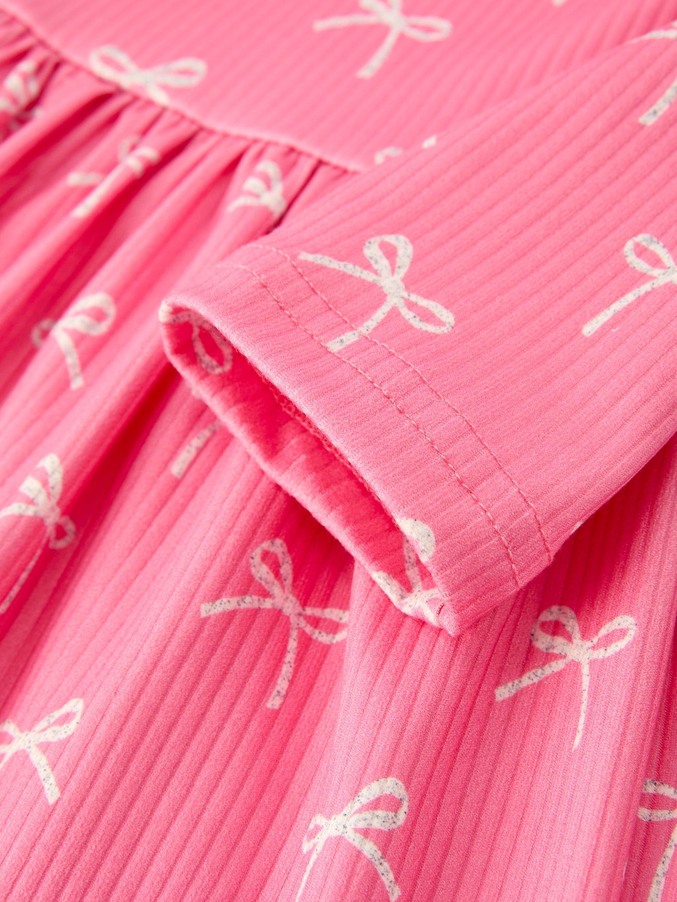 Bow Girls Dress: Festive and Adorable Design