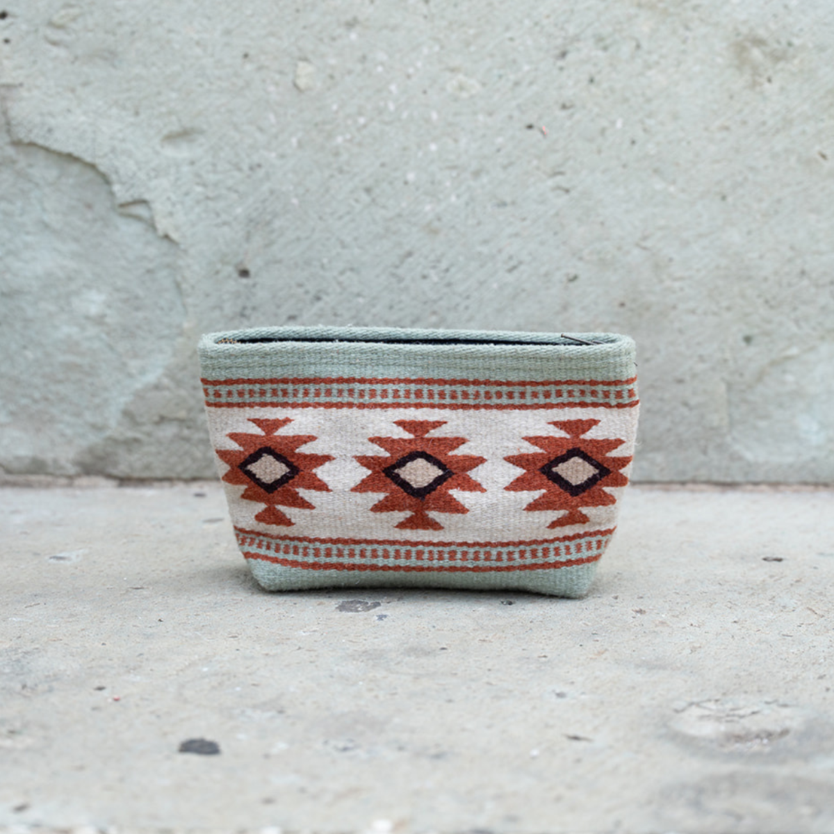 Primavera Pouch